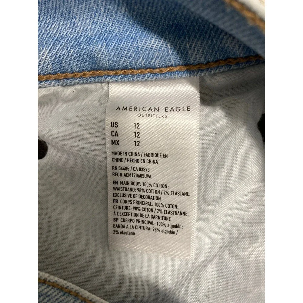 12 American Eagle Highest Rise 90s Boyfriend Short Distressed Raw Him Light Wash - Picture 6 of 6